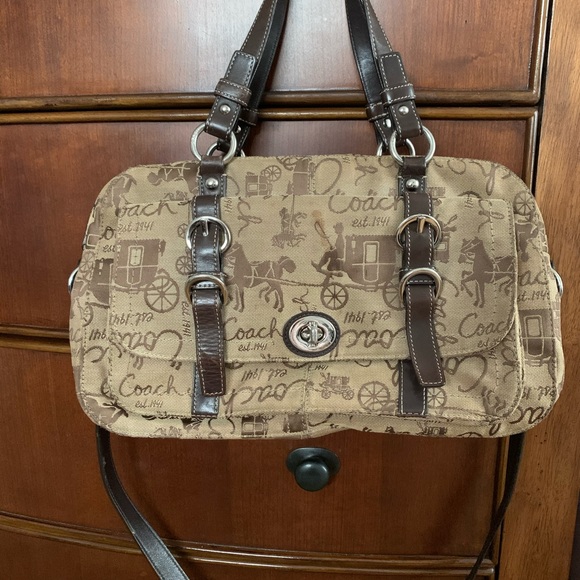 Coach Bag - Picture 5 of 6